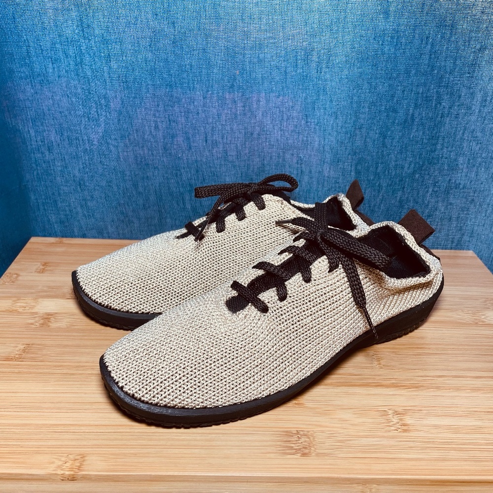 Arcopedico LS Knit Shoes Women’s 41 9.5 10 Beige Brown Lace Up Sneakers